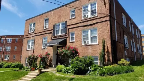 2060 N Vermont St, Arlington, VA 22207