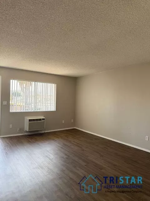 12645 Laurel St, Lakeside, CA 92040