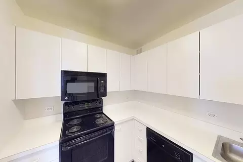 5035 S East End Ave, Chicago, IL 60615