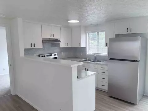 1600 SE 168th Ave, Vancouver, WA 98683