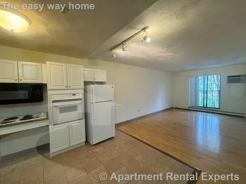 373 Highland Ave #302, Somerville, MA 02144