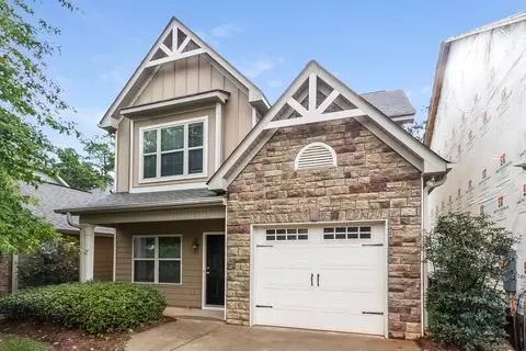180 Preserve Dr, Newnan, GA 30263