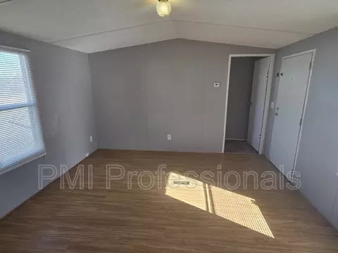 929 Cranor Rd, Murfreesboro, TN 37130