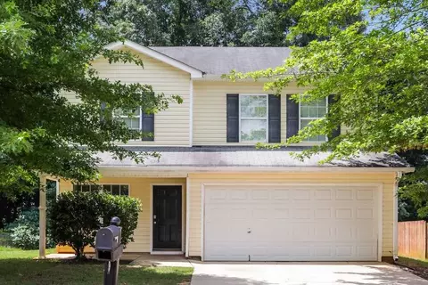 1002 Allegiance Dr, Locust Grove, GA 30248