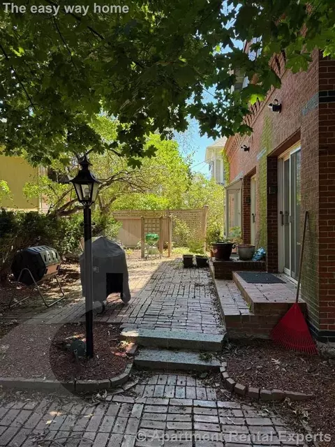 175 Summer St #3, Somerville, MA 02143