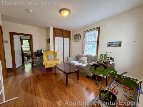 359 Columbia St #2, Cambridge, MA 02141