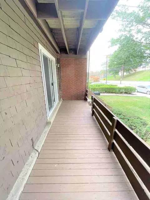 6350 Forward Ave #17, Pittsburgh, PA 15217