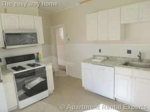 80 Newbury St #1, Somerville, MA 02144