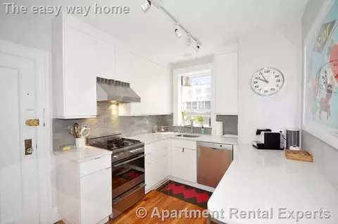 77 Martin St #46, Cambridge, MA 02138