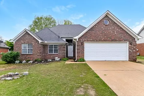 5929 White Ridge Cir E, Olive Branch, MS 38654