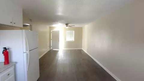 905 N Main St, Copperas Cove, TX 76522 photo 4