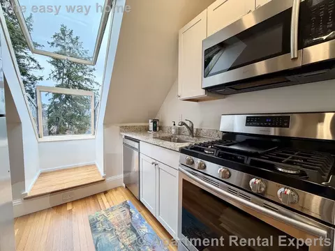 16 Alpine St #4, Malden, MA 02148
