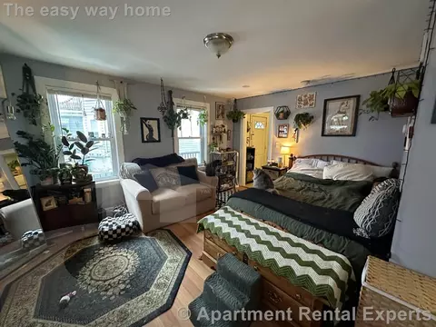 400 Franklin St #1, Cambridge, MA 02139