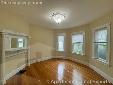 1274 Broadway #1, Somerville, MA 02144
