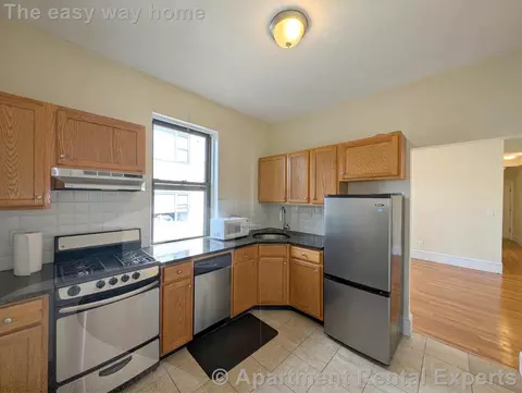 77 Hancock St #8, Cambridge, MA 02139