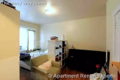 10 Wendell St #4, Cambridge, MA 02138