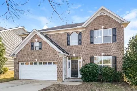 295 Stobhill Ln, Holly Springs, NC 27540