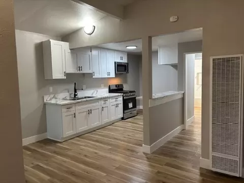 331 E Wakefield Ave, Anaheim, CA 92802