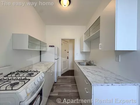 72 Kirkland St #35, Cambridge, MA 02138