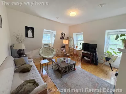 339 Broadway #3, Cambridge, MA 02139
