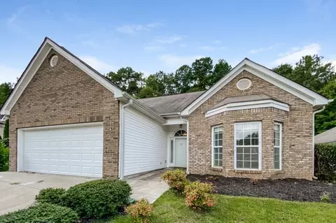 11 Harpers Farm Dr, Newnan, GA 30263