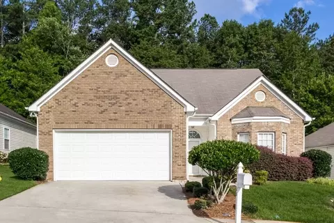 11 Harpers Farm Dr, Newnan, GA 30263