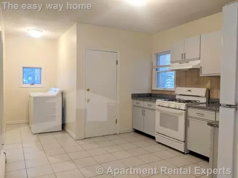 83 Yorktown St #1, Somerville, MA 02144
