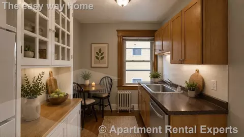 97 Hancock St #4, Cambridge, MA 02139
