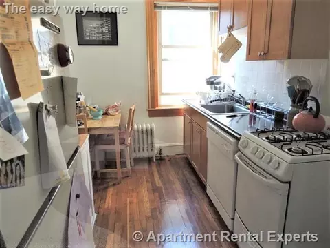 97 Hancock St #4, Cambridge, MA 02139