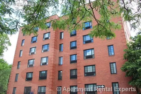 60 Brattle St #203, Cambridge, MA 02138