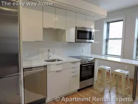 115 Mount Auburn St #32, Cambridge, MA 02138