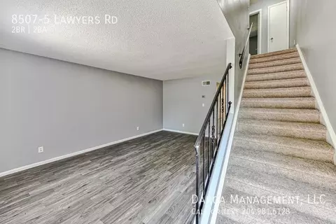8507 Lawyers Rd #5, Charlotte, NC 28227