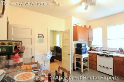 8 Forest St #5, Cambridge, MA 02140