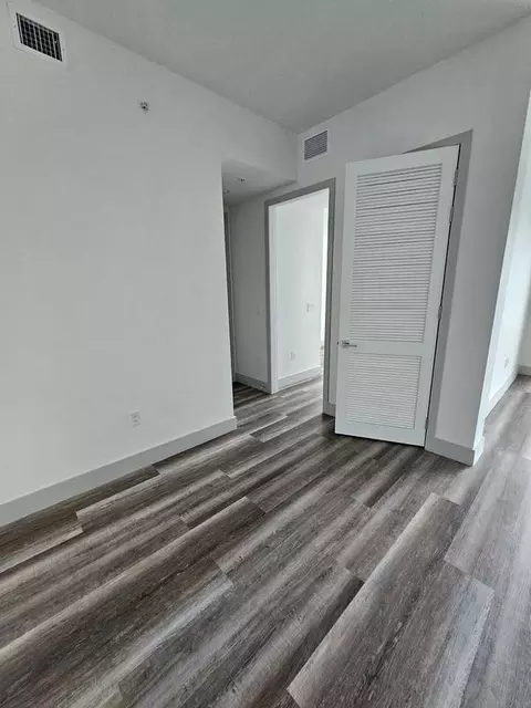 400 SE Central Pkwy, Stuart, FL 34994 photo 4