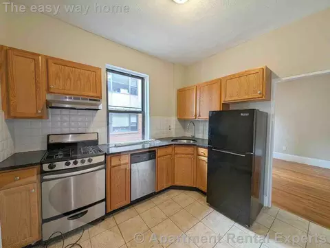 77 Hancock St #4, Cambridge, MA 02139