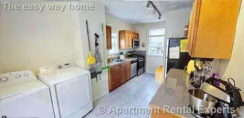 6 Lincoln Ave, Somerville, MA 02145