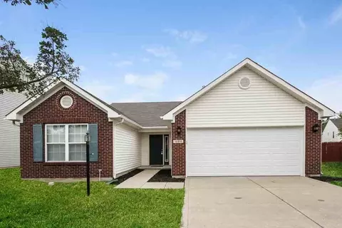 12211 Running Springs Rd, Fishers, IN 46037
