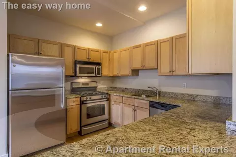 110 2nd St #PH11, Cambridge, MA 02142