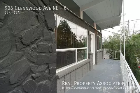 906 Glennwood Ave NE #6, Renton, WA 98056