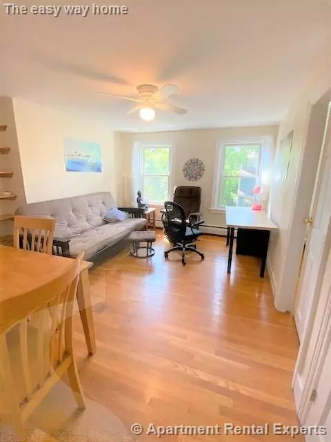 24 Cogswell Ave #3, Cambridge, MA 02140