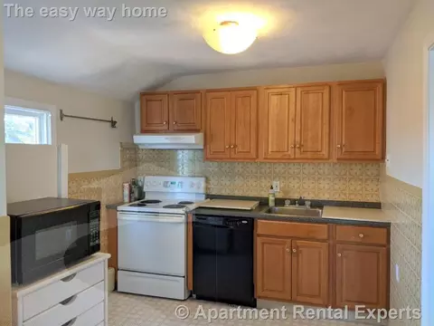 714 Broadway #4, Somerville, MA 02144