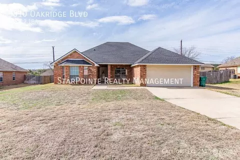 3810 Oakridge Blvd, Harker Heights, TX 76548