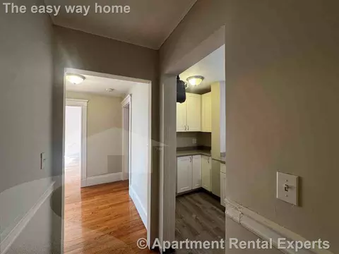 6 Craigie Cir #4, Cambridge, MA 02138