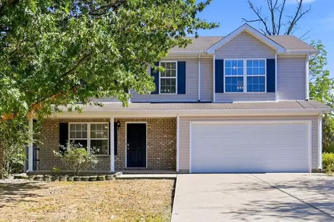 500 Loyce Ct, La Vergne, TN 37086