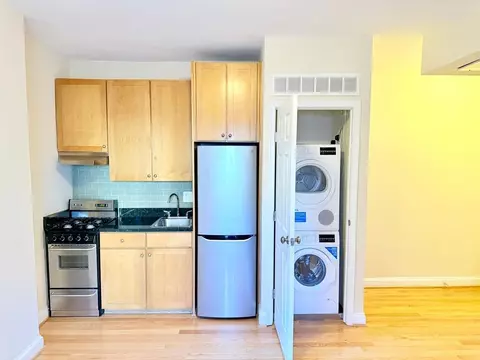1825 New Hampshire Ave NW, Washington, DC 20009 photo 26