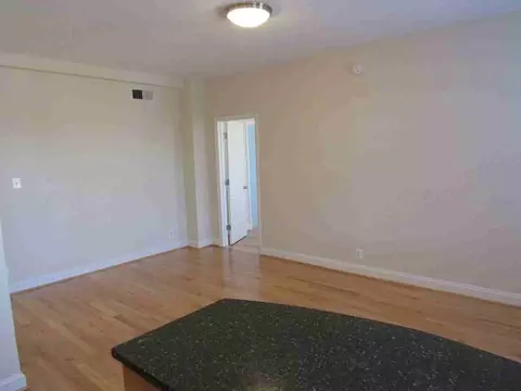 1825 New Hampshire Ave NW, Washington, DC 20009 photo 3