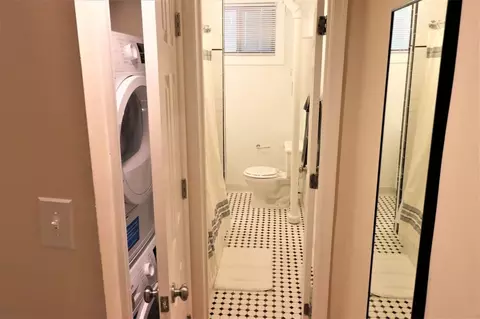 1825 New Hampshire Ave NW, Washington, DC 20009 photo 5