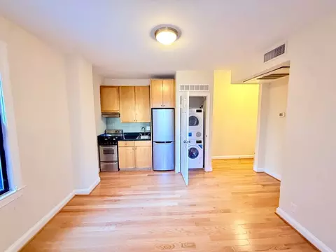 1825 New Hampshire Ave NW, Washington, DC 20009 photo 25