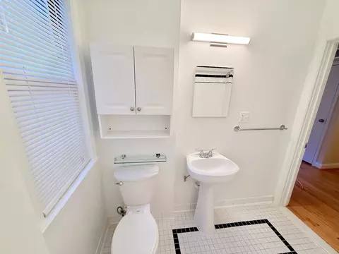 1825 New Hampshire Ave NW, Washington, DC 20009 photo 36