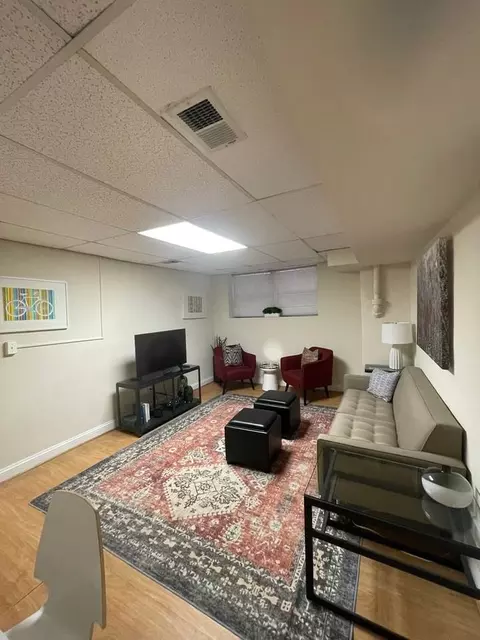 1825 New Hampshire Ave NW, Washington, DC 20009 photo 10